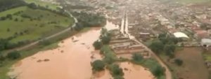 Chuva recorde alaga Poço Fundo MG 001